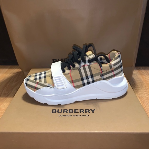 burberry beige check regis sneakers